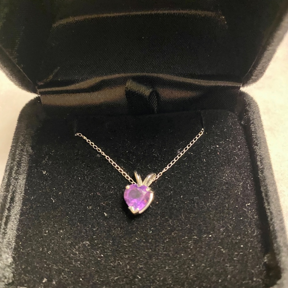 HEART SHAPE AMETHYST PENDANT